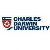 チャールズ・ダーウィン大学のロゴです