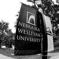 ネブラスカ・ウェスレヤン大学のロゴです