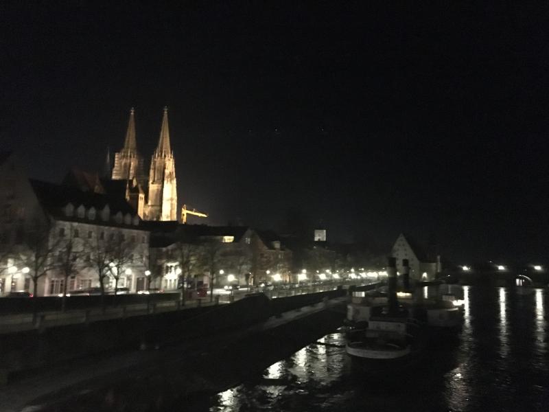 レーゲンスブルク の夜