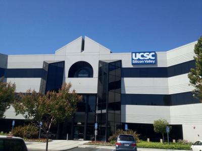UCSCXの建物