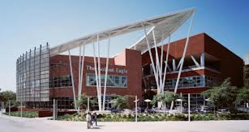 大きなキャンパス