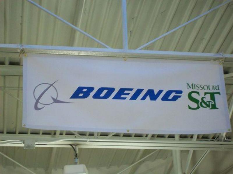 大学のスポンサー企業と大学のマーク