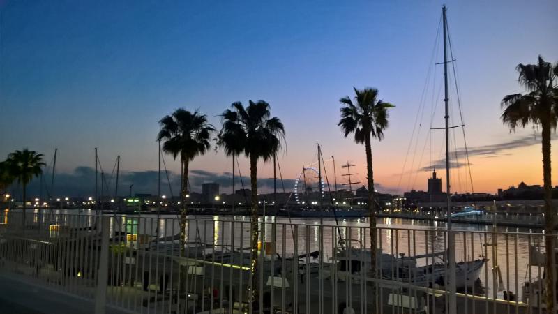 Paseo de la Farola の日没