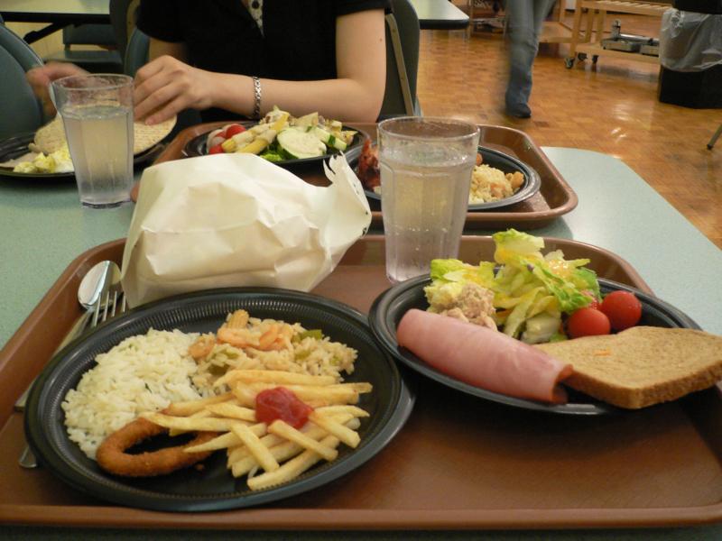 カフェテリア食事例