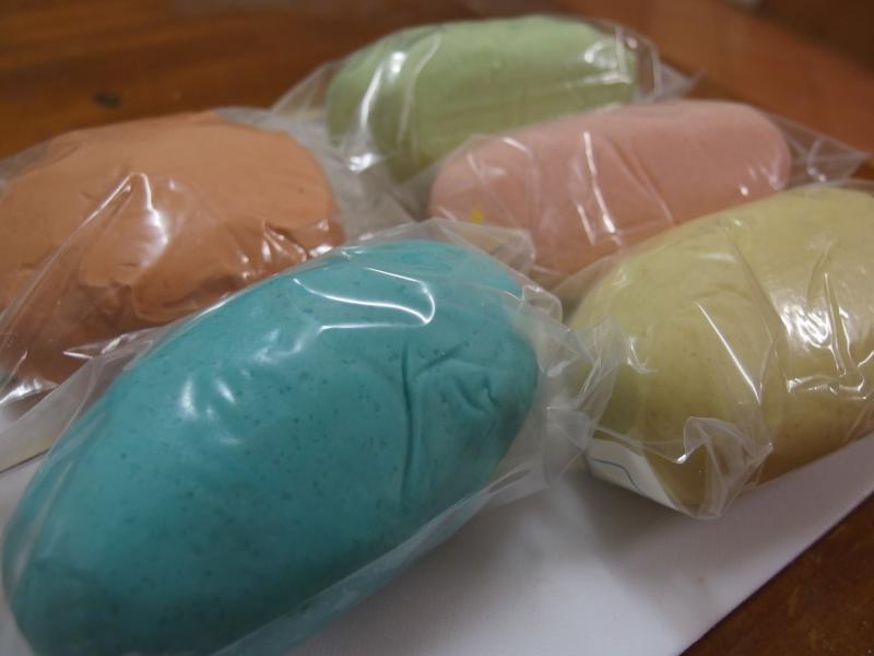 手作りプレイドウ 手作りプレイドウ