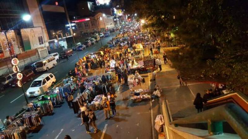 ナイトマーケット