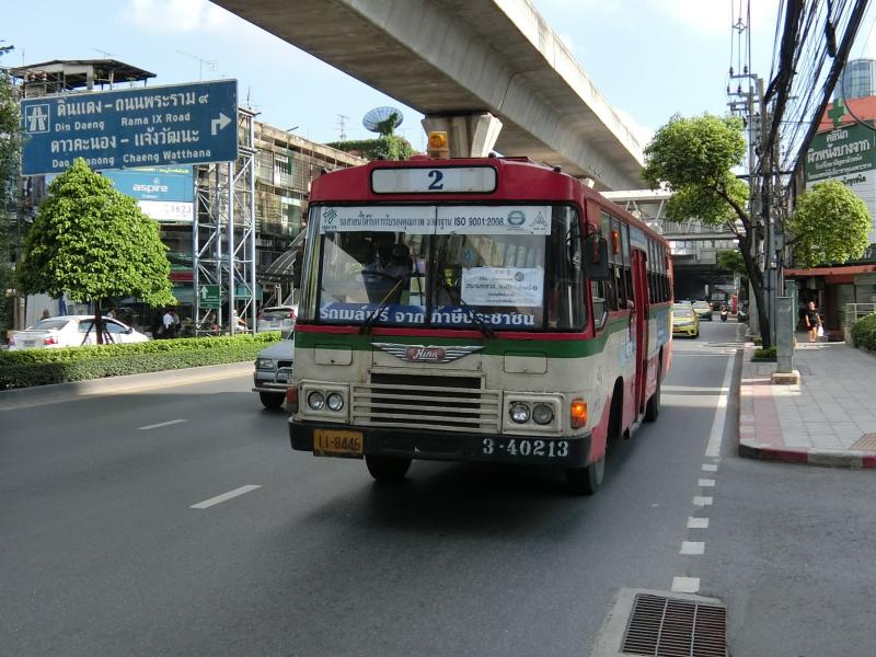 バンコクの路線バス