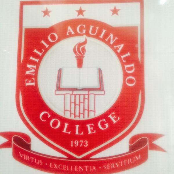 エミリオ アギナルド大学