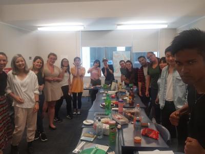 クラスメイトと最後のツーショット