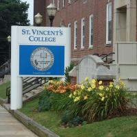 St. Vincent's Collegeのロゴです