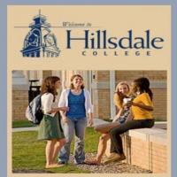 Hillsdale Collegeのロゴです