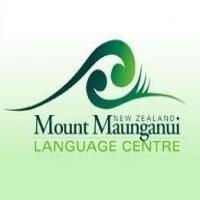 Mount Maunganui Language Centerのロゴです