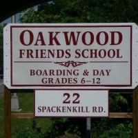 Oakwood Friends Schoolのロゴです
