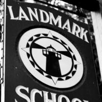Landmark Schoolのロゴです