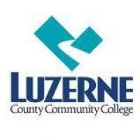 ルザーン・カウンティー・コミュニティ・カレッジのロゴです