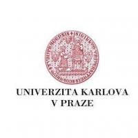 プラハ・カレル大学のロゴです