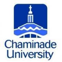 チャミナ―デ大学のロゴです