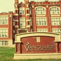 Vanguard Collegeのロゴです