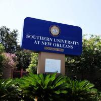 Southern University at New Orleansのロゴです