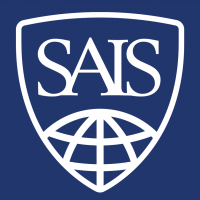 ジョンズ・ホプキンス大学 - SAISのロゴです