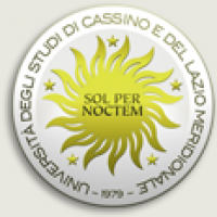 カッシーノ大学のロゴです