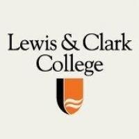 Lewis & Clark Collegeのロゴです