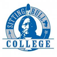 シッティング・ブル・カレッジのロゴです