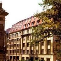 ハンス・アイスラー音楽大学ベルリンのロゴです