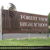 Forest View High Schoolのロゴです