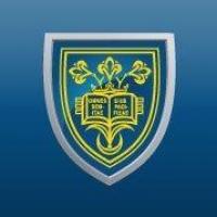 カレッジ・オブ・セント・スコラスティカのロゴです